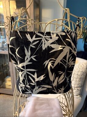 Express Black and White Bamboo-Print Cami Top